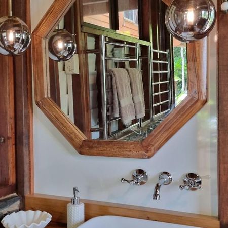 Eden Escape Villa Diwan Room photo